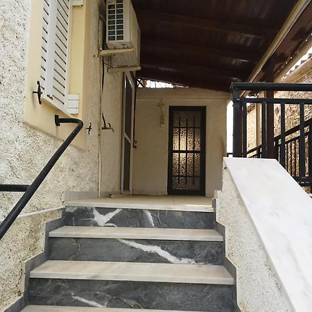 펜션 Filitsa House 모넴바시아