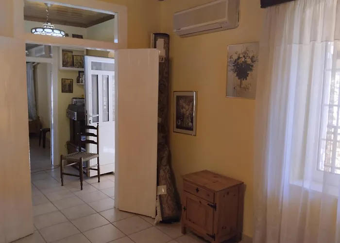 Filitsa House * 모넴바시아