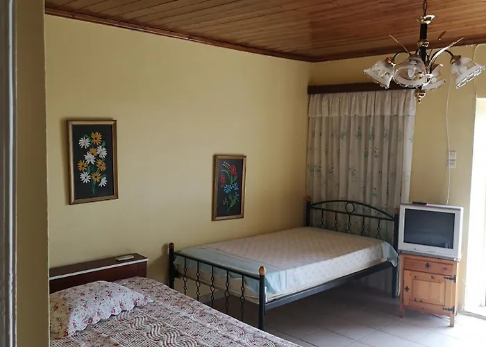 Filitsa House * 모넴바시아
