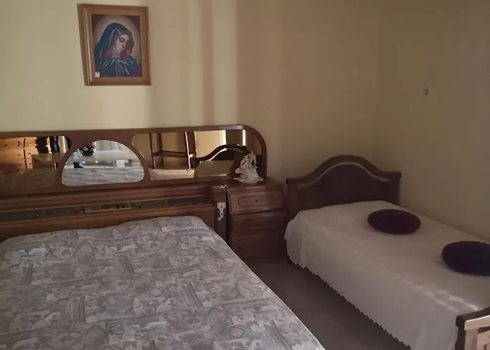 펜션 Filitsa House 모넴바시아